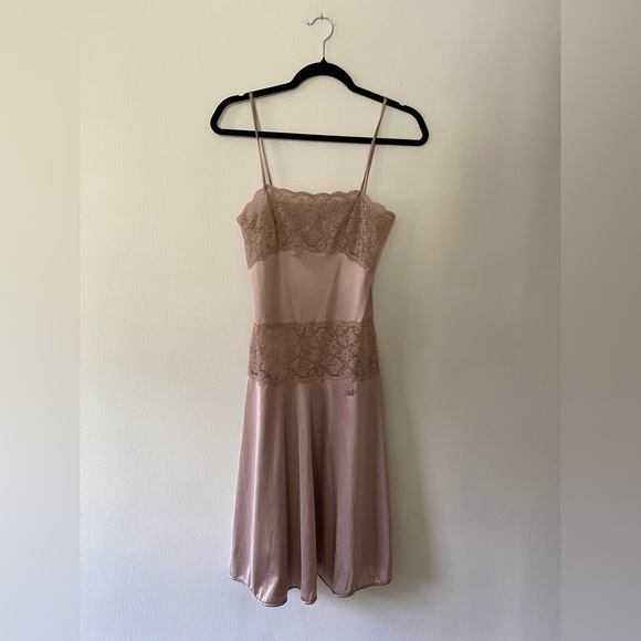 Diane Von Furstenberg Other - Vintage 1970s Diane Vin Furstenberg Mauve Lace Boho Slip XS romantic